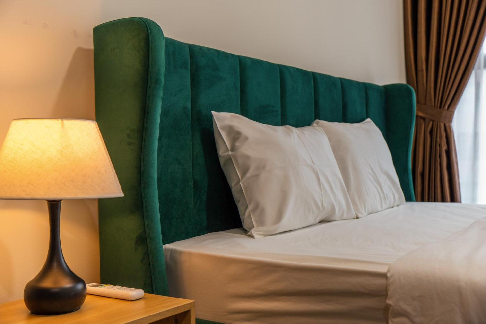 Tropical House - New Apartment At Delasol Ho Chi Minh-stad Buitenkant foto