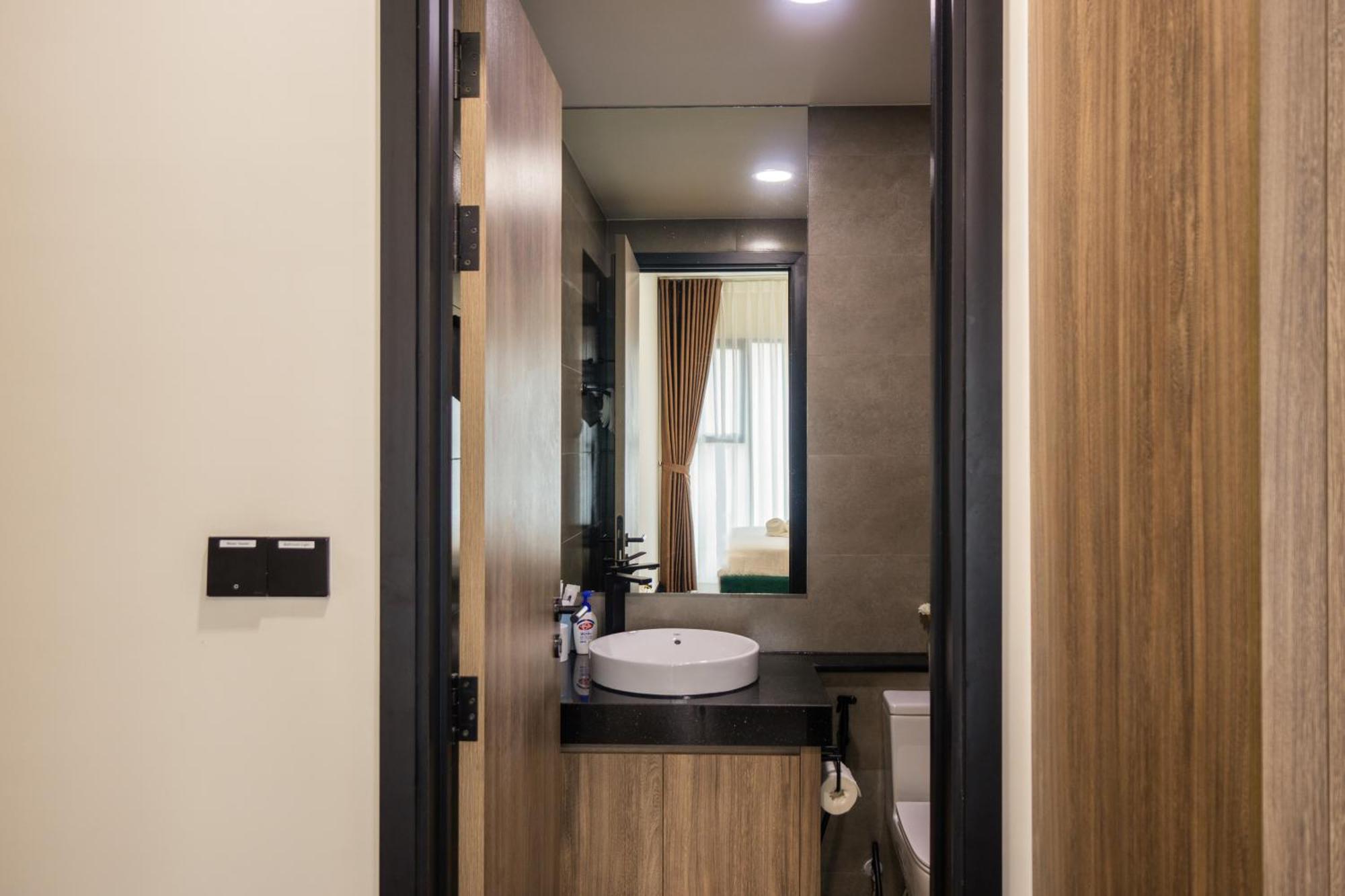 Tropical House - New Apartment At Delasol Ho Chi Minh-stad Buitenkant foto