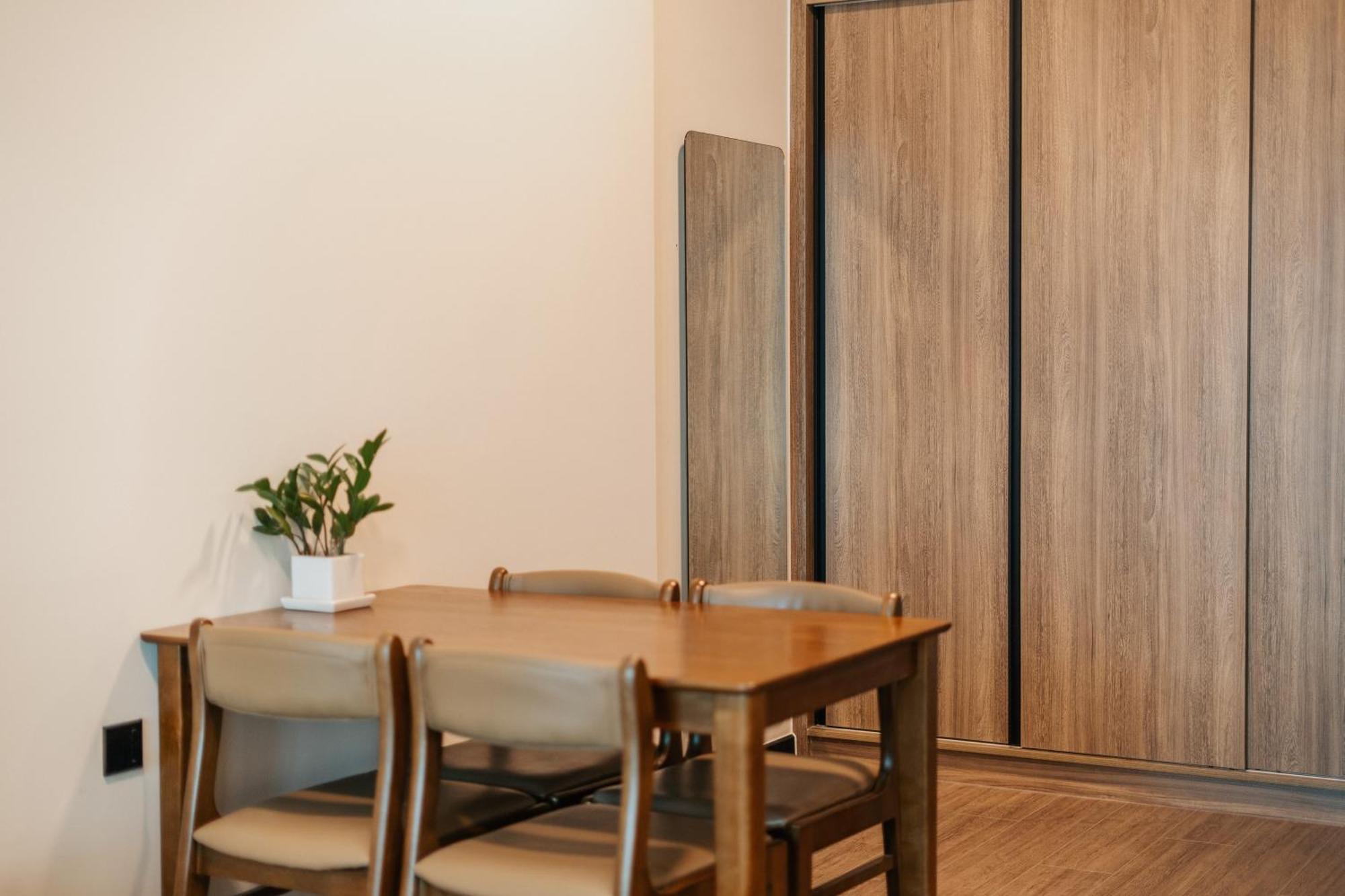 Tropical House - New Apartment At Delasol Ho Chi Minh-stad Buitenkant foto